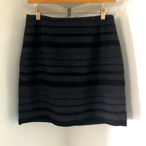 Banana Republic striped mini skirt Sz 6